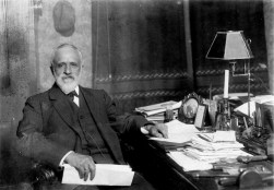 01 Mr.P.W.A. Cort. van der Linden Min. Pres. en Min. v. Binnenl. Zaken 1913