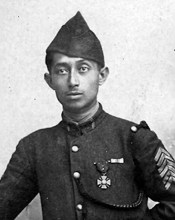 arthur_knaap_in_uniform2